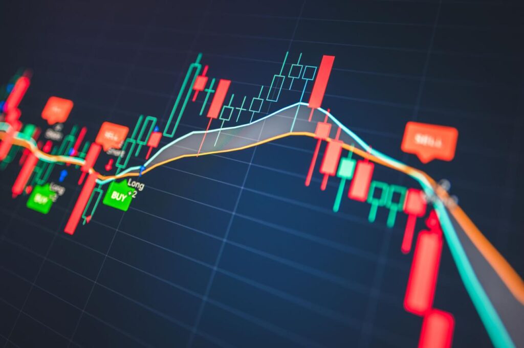 価格上昇による欲望と価格下落による恐怖に振り回される投資家の心理を表現したイメージ